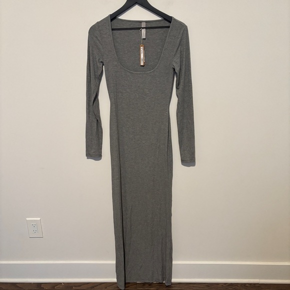 SKIMS SOFT LOUNGE LONG SLEEVE DRESS L Large NWT NEW Heather Grey - Picture 4 of 6
